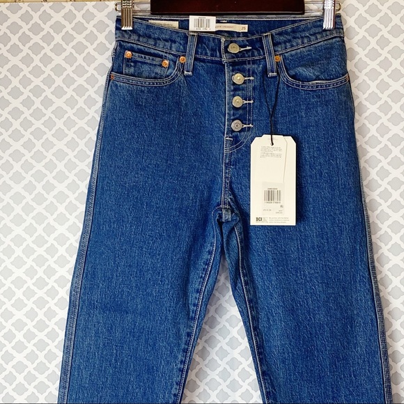 NWT Levi’s High Rise Wedgie Fit Straight Jeans - Picture 5 of 14